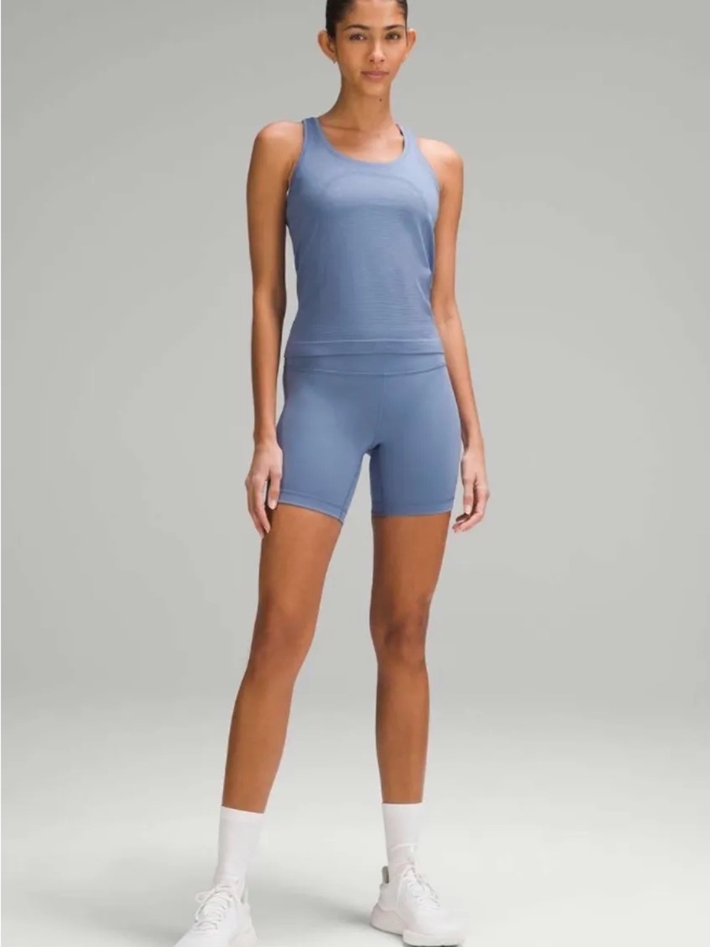 Lululemon Wunder Train High-Rise Short 6"